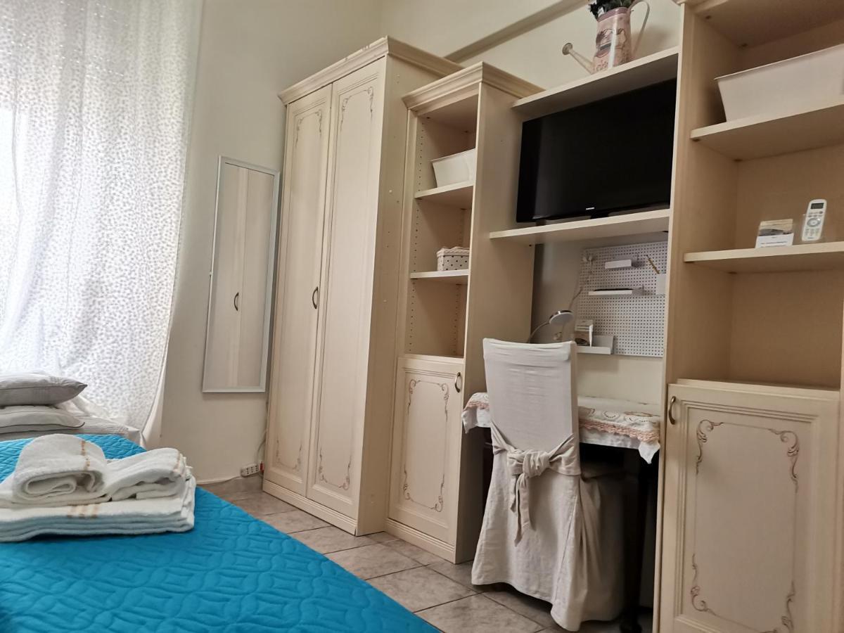 Da Agnese Locazioni Brevi Hotel Cagliari Luaran gambar