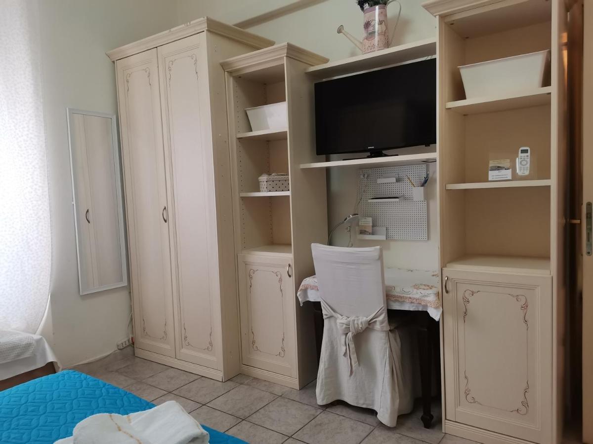 Da Agnese Locazioni Brevi Hotel Cagliari Luaran gambar