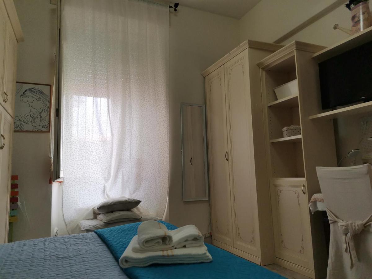 Da Agnese Locazioni Brevi Hotel Cagliari Luaran gambar
