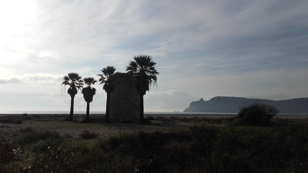 Da Agnese Locazioni Brevi Hotel Cagliari Luaran gambar