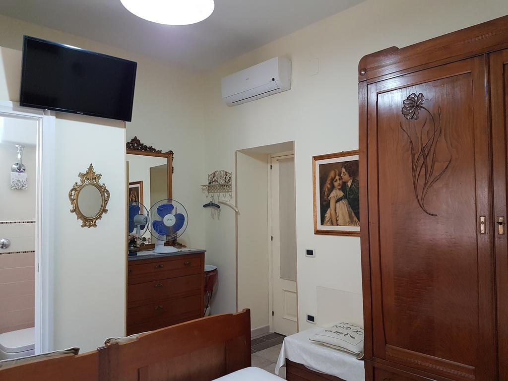 Da Agnese Locazioni Brevi Hotel Cagliari Luaran gambar
