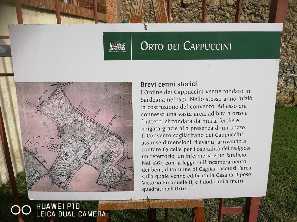 Da Agnese Locazioni Brevi Hotel Cagliari Luaran gambar